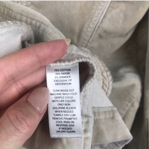 White House Black Market Cream Velvet Blazer - Picture 11 of 13